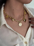 Cadena “protección y amor”